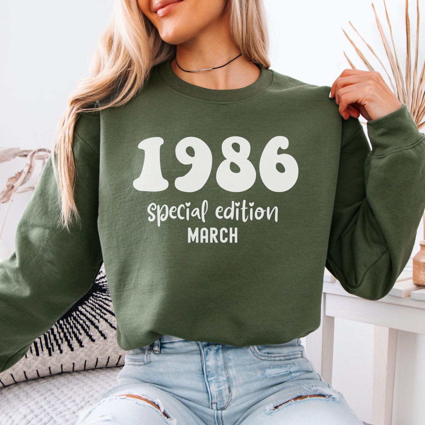 1986 Birthday Shirt, 40th Birthday Gift, Vintage 1986 Sweatshirt, Custom Year Hoodie, Born In 1986 Retro March Edition