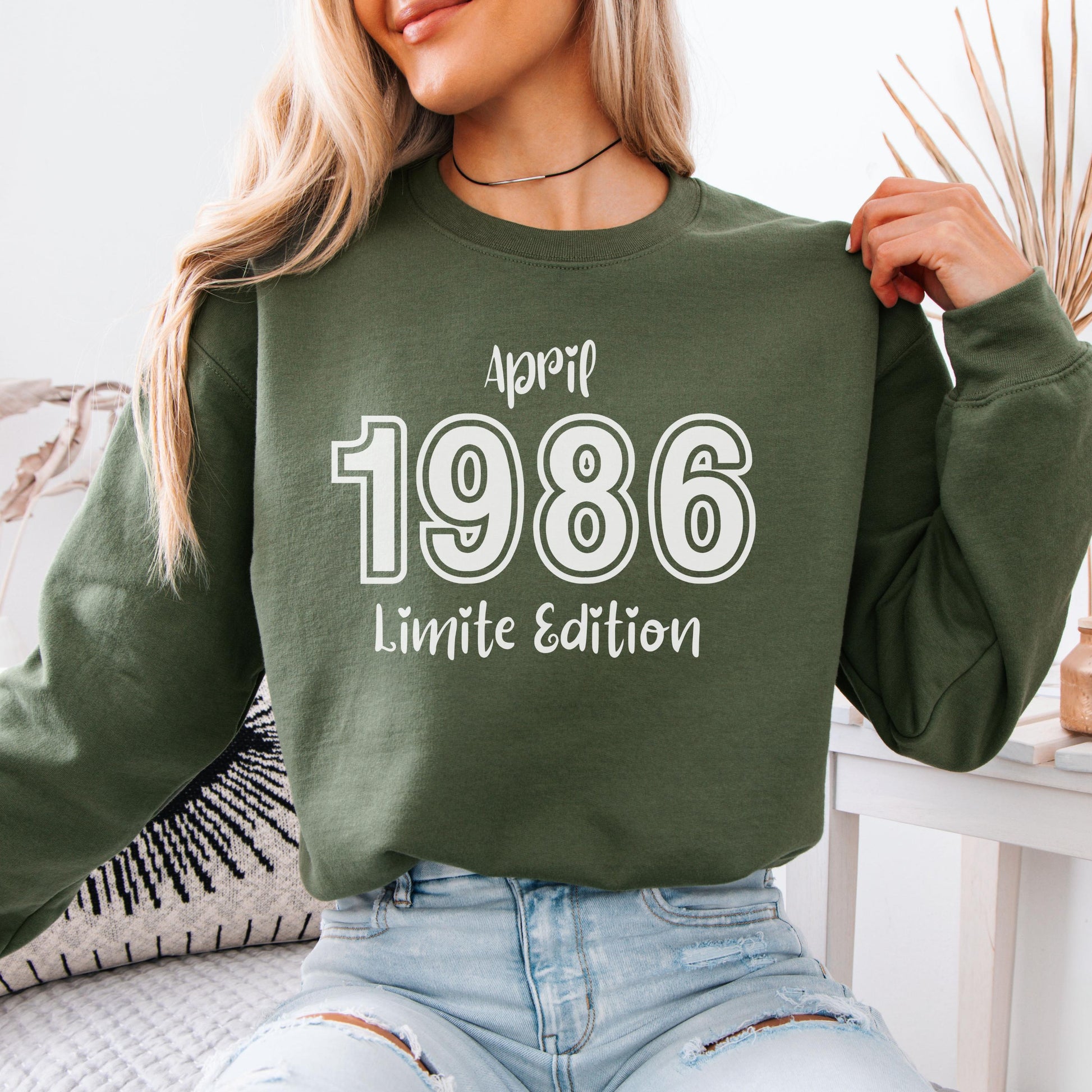 1986 Birthday Shirt, 40th Birthday Gift, Vintage 1986 Sweatshirt, Custom Year Hoodie, Born In 1986 Retro March Edition