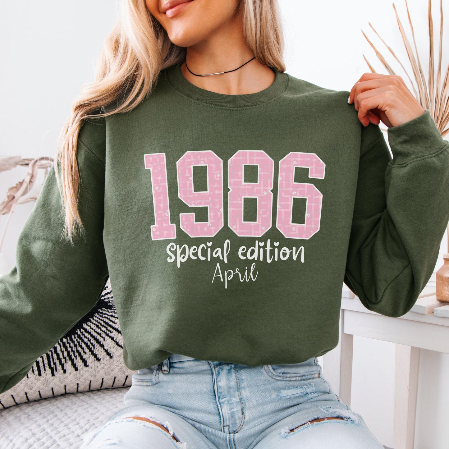 1986 Birthday Sweatshirt, 40th Birthday Gift For Her, Pink Retro 1986 Shirt, Custom Birth Year Crewneck, April Special Edition