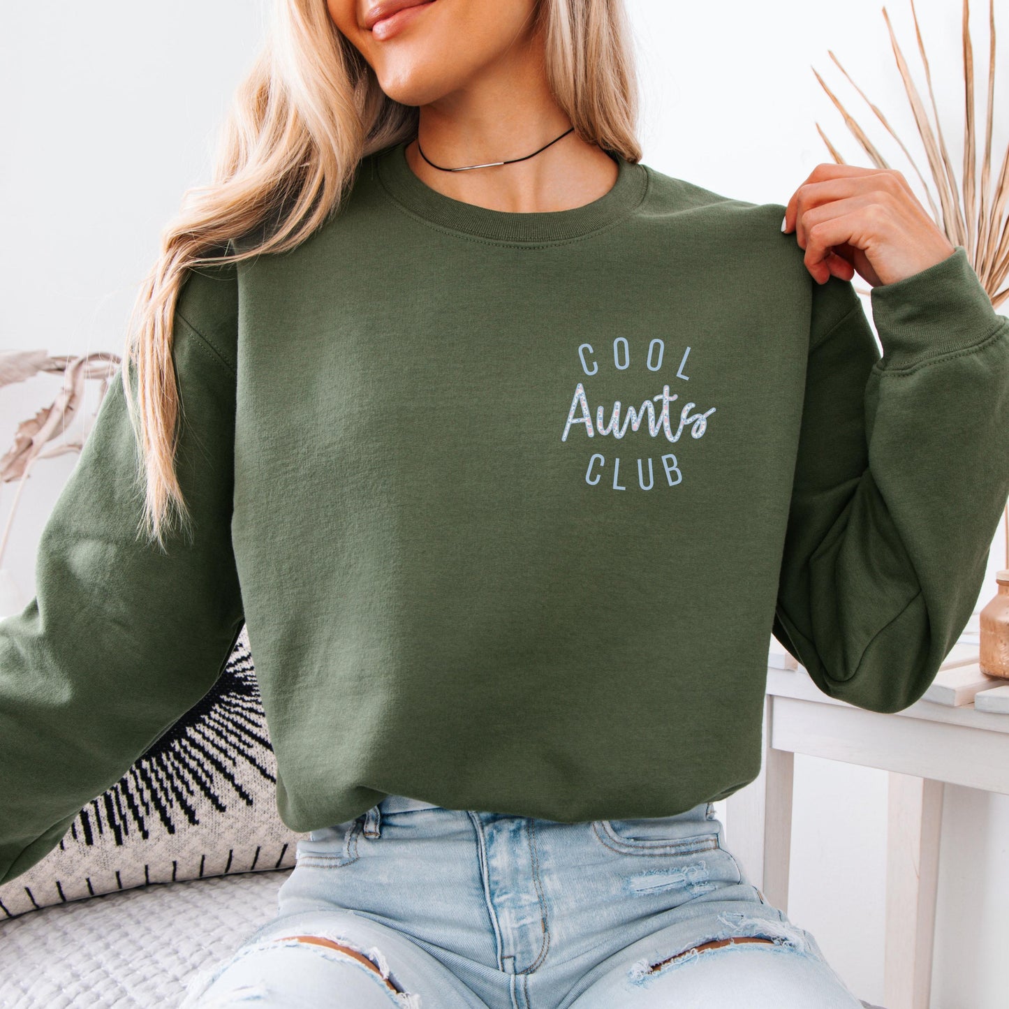 Comfort Colors® Cool Aunts Club Shirt, New Aunt Gift Idea, Pregnancy Reveal Tee, Trendy Auntie Shirt, Baby Announcement For Her