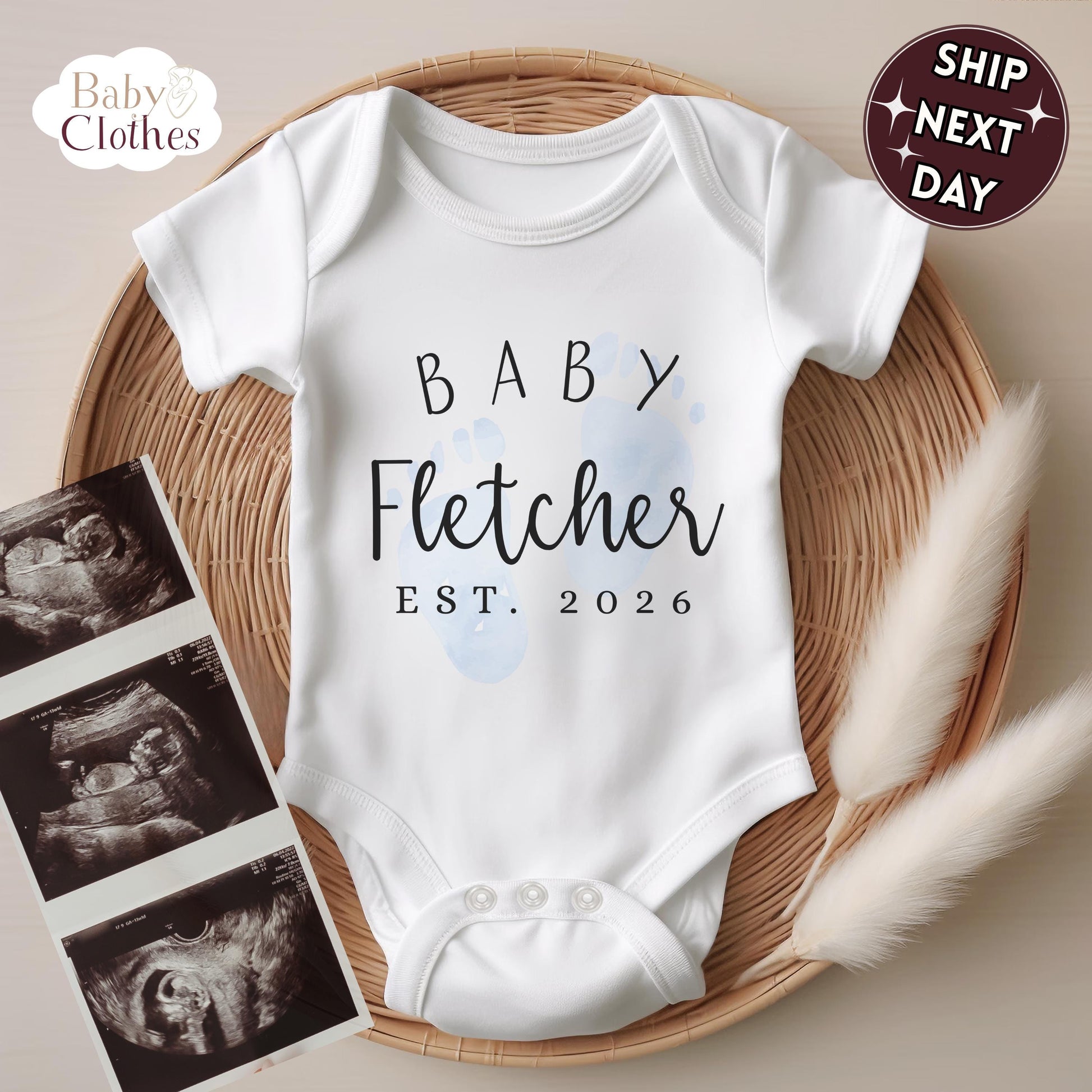 Personalised Pregnancy Announcement Baby Bodysuit, Pregnancy Reveal Baby Grow, Custom Baby Due 2026, Baby Coming Soon