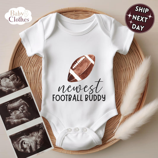 newest football buddy baby bodysuit, cute football baby outfit, baby announcement, newborn baby gift, daddy’s football partner onesie®